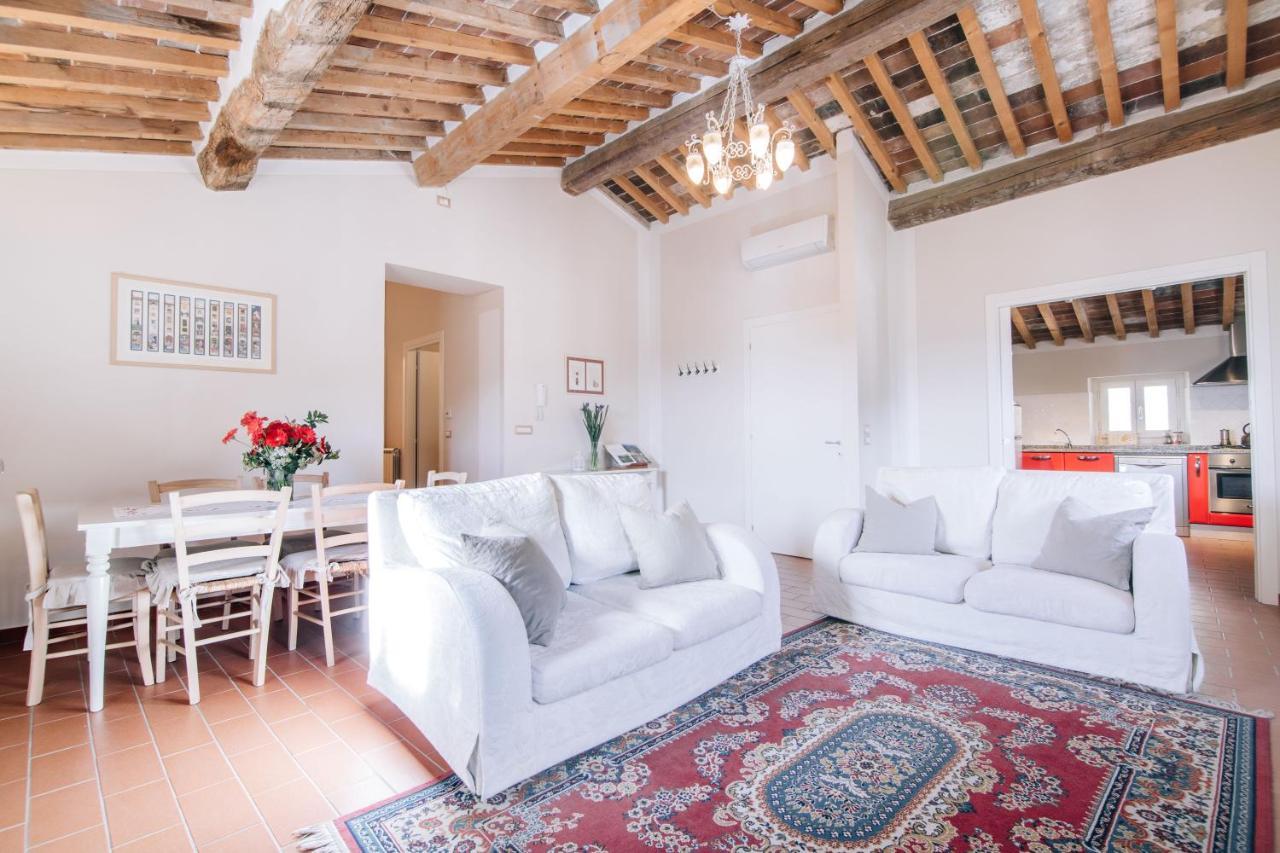 Holiday Home Il Borgo Degli Agrumi Uzzano Dış mekan fotoğraf