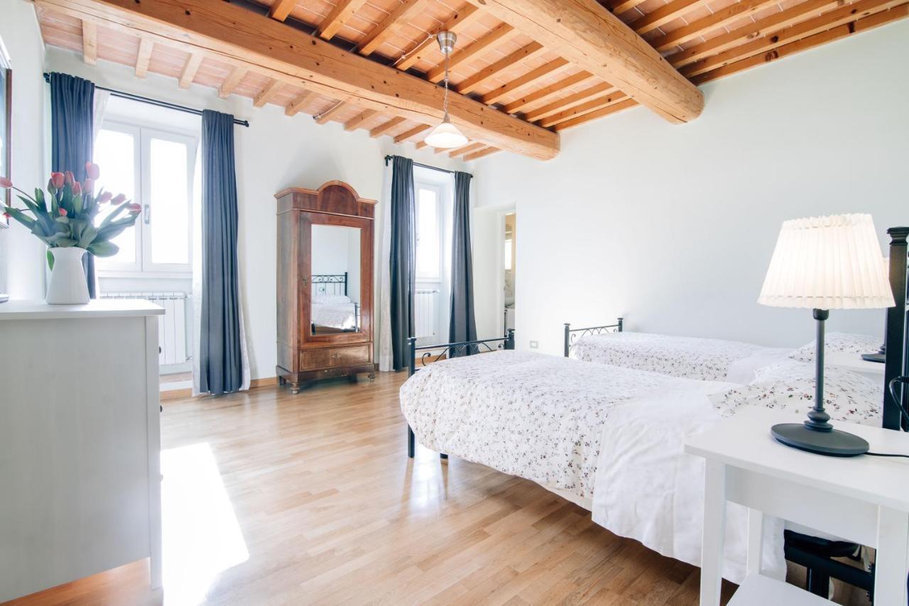 Holiday Home Il Borgo Degli Agrumi Uzzano Dış mekan fotoğraf