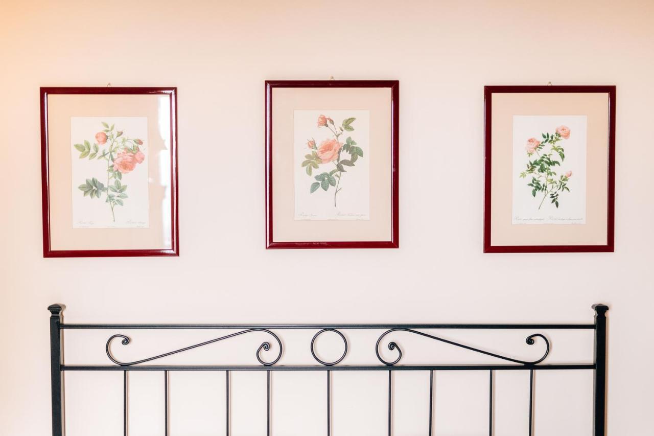 Holiday Home Il Borgo Degli Agrumi Uzzano Dış mekan fotoğraf