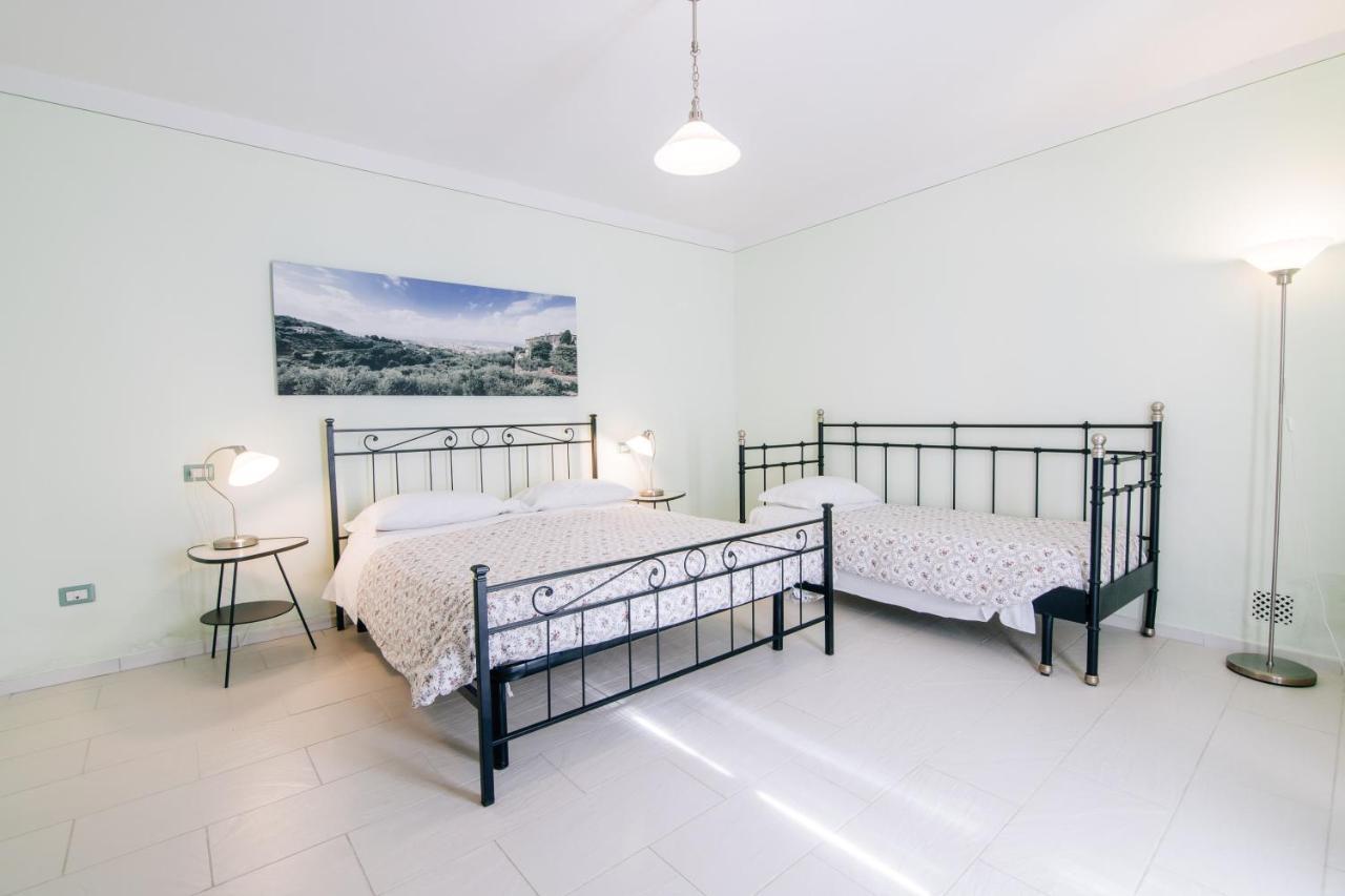 Holiday Home Il Borgo Degli Agrumi Uzzano Dış mekan fotoğraf