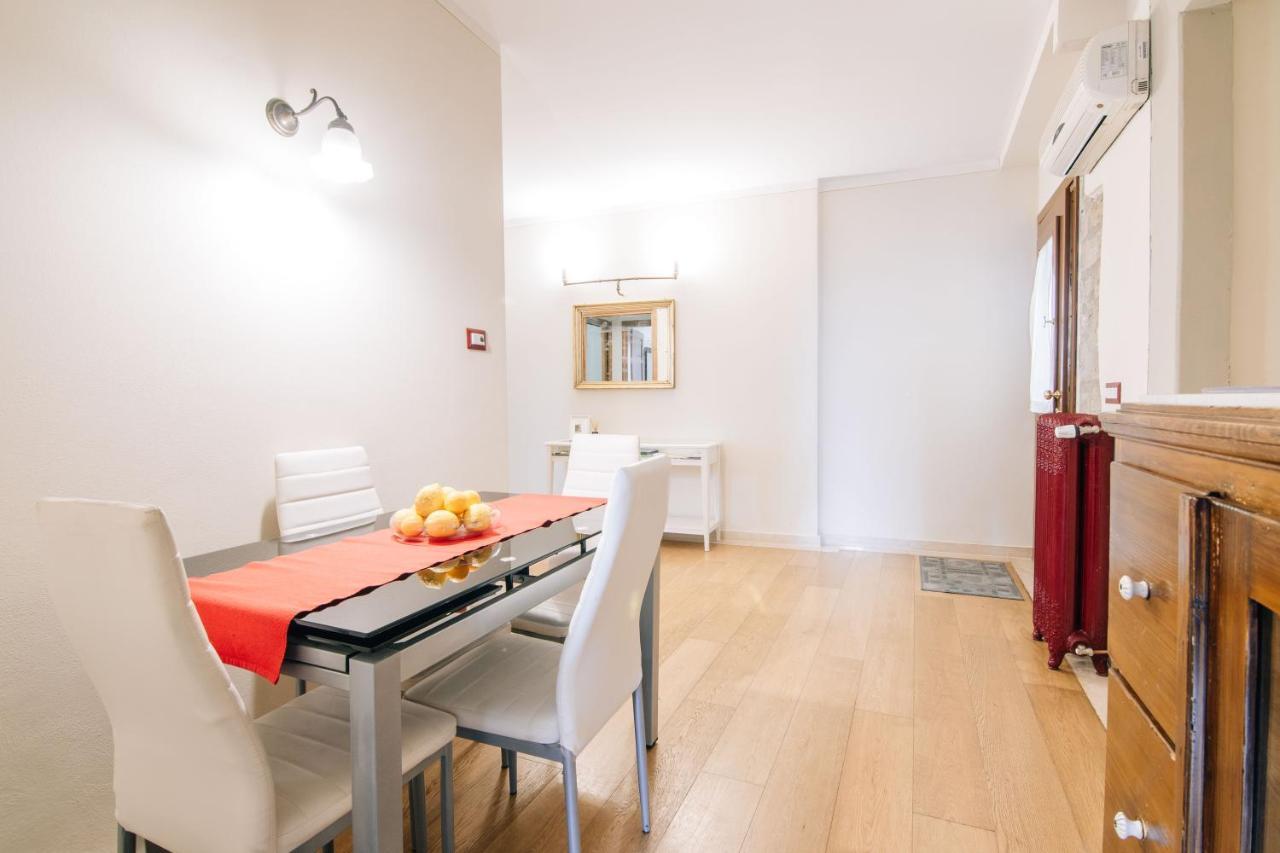 Holiday Home Il Borgo Degli Agrumi Uzzano Dış mekan fotoğraf