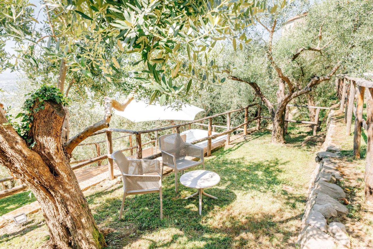 Holiday Home Il Borgo Degli Agrumi Uzzano Dış mekan fotoğraf