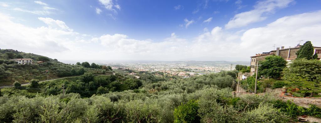 Holiday Home Il Borgo Degli Agrumi Uzzano Dış mekan fotoğraf