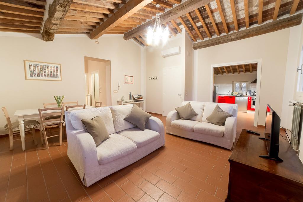 Holiday Home Il Borgo Degli Agrumi Uzzano Dış mekan fotoğraf